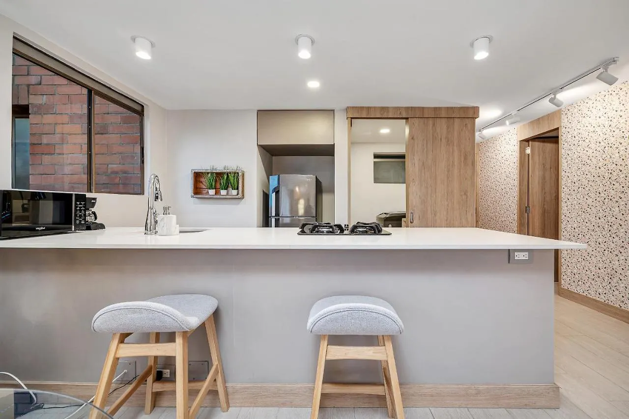 Aptos Alcazar Oviedo By Housy Host Medellin